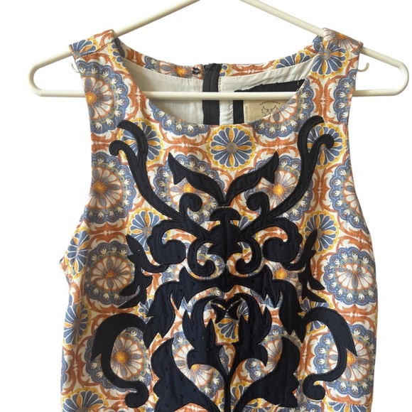ANTHROPOLOGIE VANESSA VIRGINIA BLUE OWEN SHEATH DRESS WOMENS 4 EMBROIDERED BOHO - Picture 2 of 11